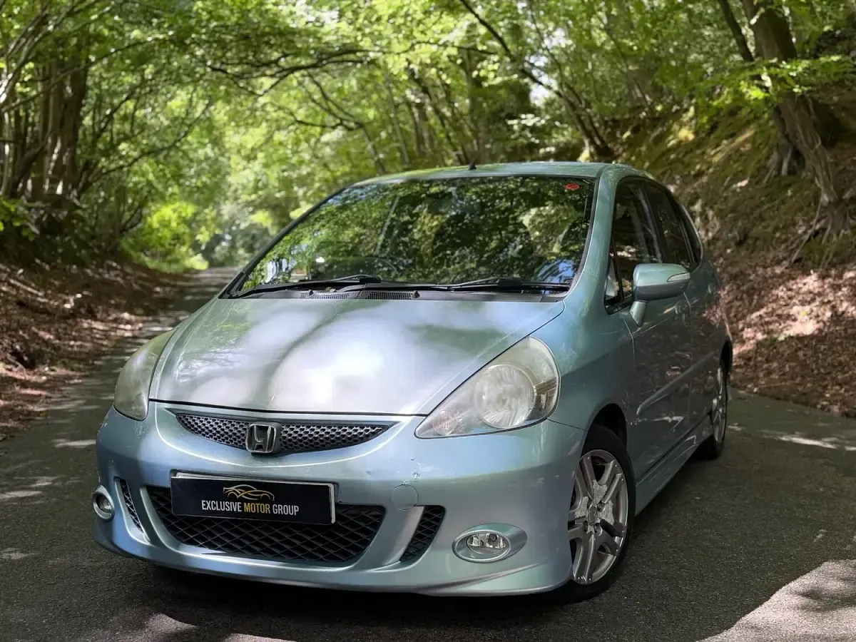 Used Honda Jazz Sport 83 HP (61 kW) 2005 Blue Hatchback