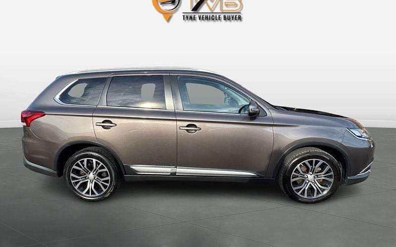Used Mitsubishi Outlander 150 HP (110 kW) 2018 SUV
