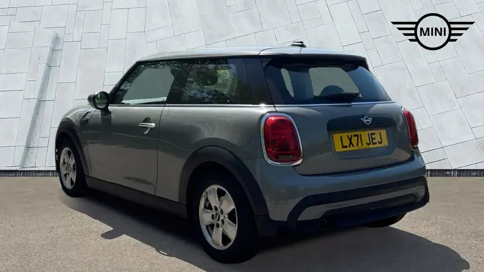 Used Mini ONE Classic 101 HP (74 kW) 2021 Grey Hatchback