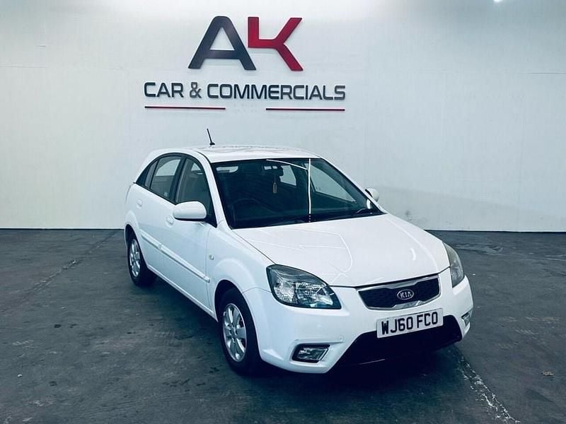 White Used 2010 Kia Rio Hatchback | £1,695 (Fair price) - Image 1/4
