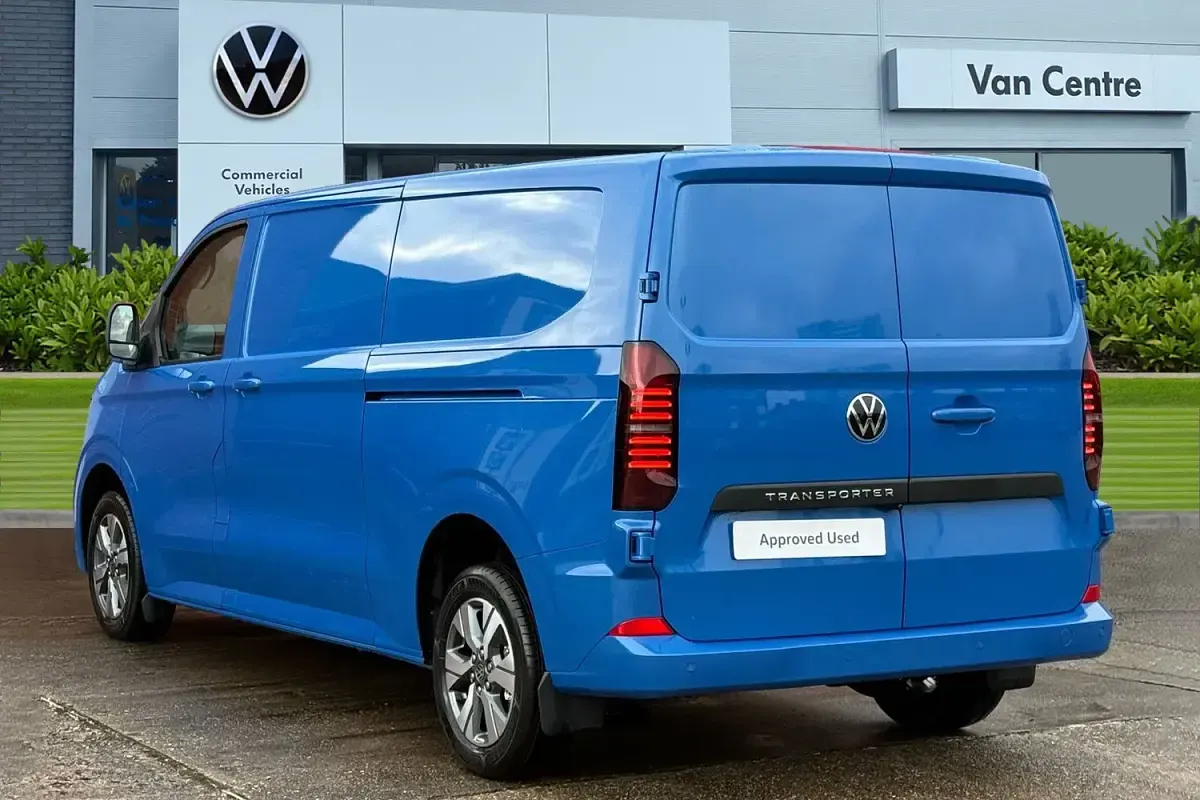 Nowe VW Transporter Pro 150 KM (110 kW) 2026 Niebieski Van