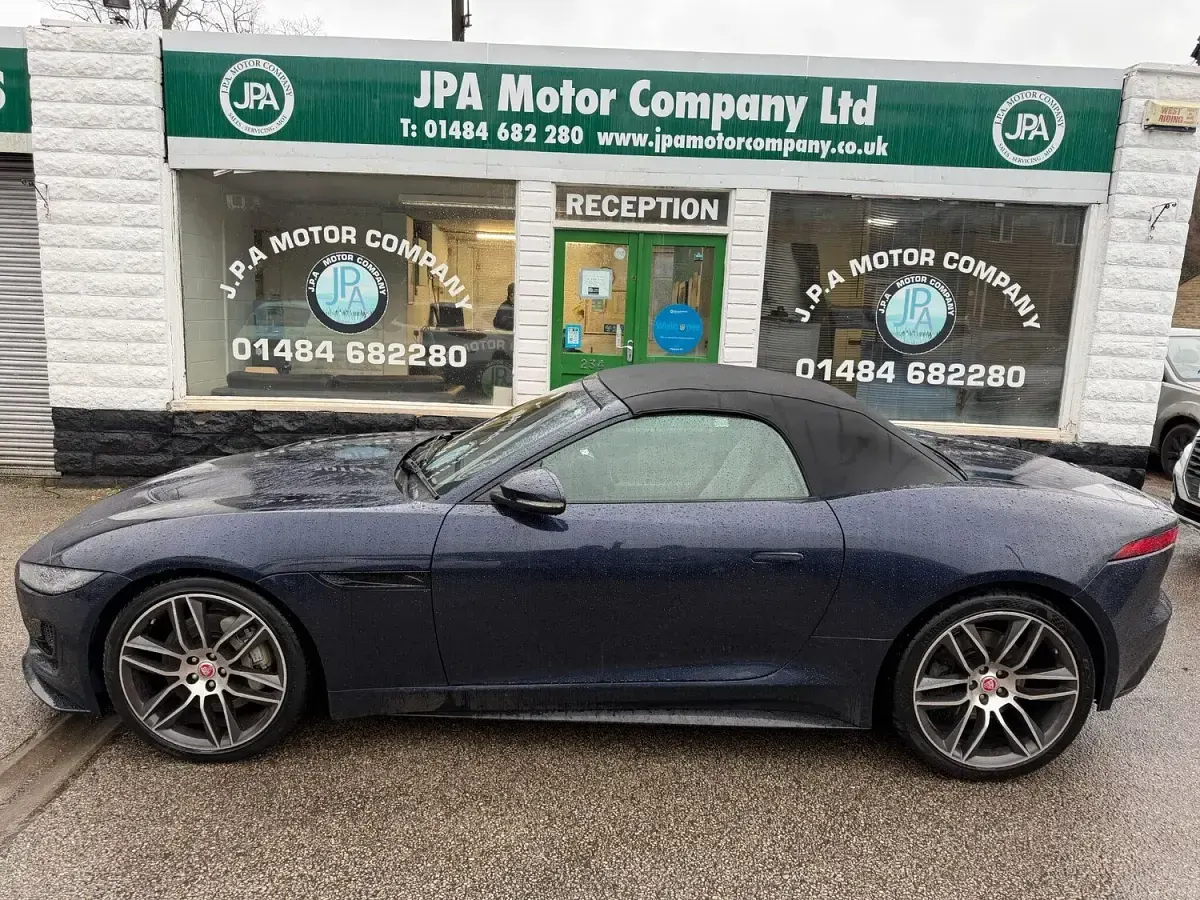 Used Jaguar F-Type R-Dynamic 300 HP (220 kW) 2021 Blue Cabriolet