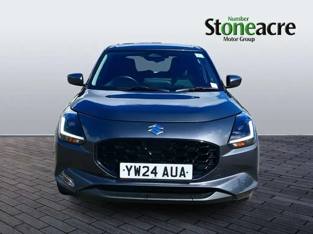 Usado Suzuki Swift 82 HP (60 kW) 2024 Cinzento Citadino