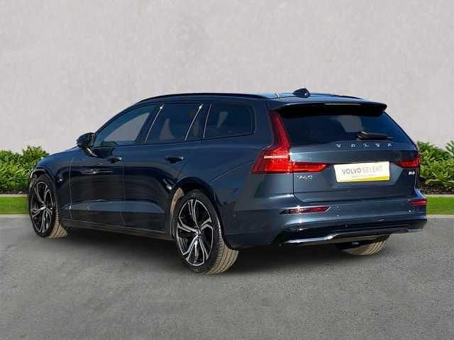 Used Volvo V60 Plus 197 HP (144 kW) 2023 Estate