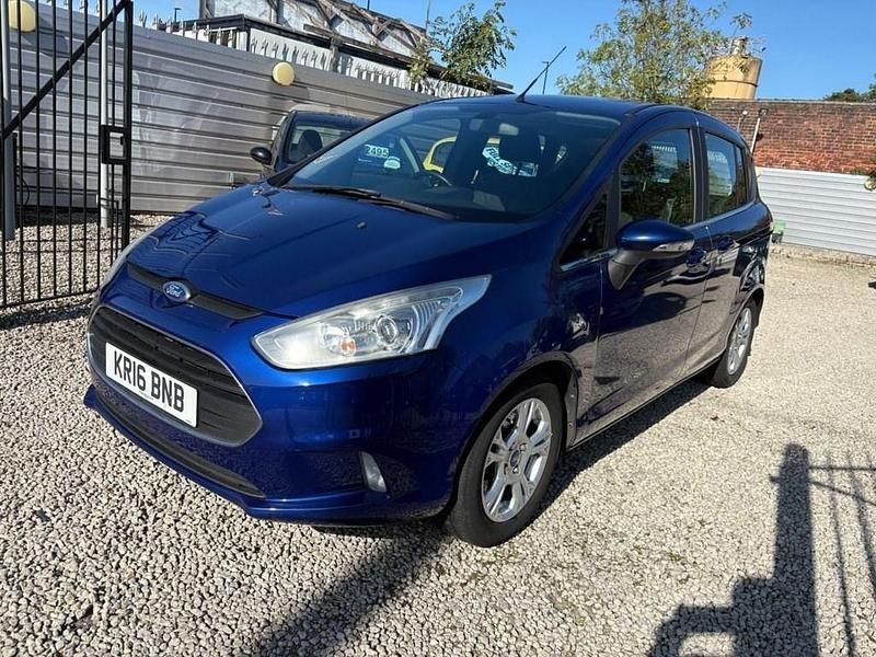 Used Ford B-MAX Zetec 125 HP (91 kW) 2016 Blue MPV