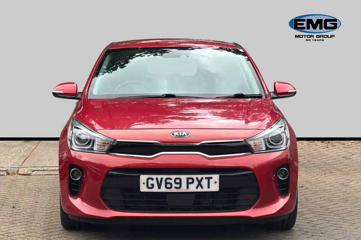 Used Kia Rio 99 HP (72 kW) 2020 Red Hatchback