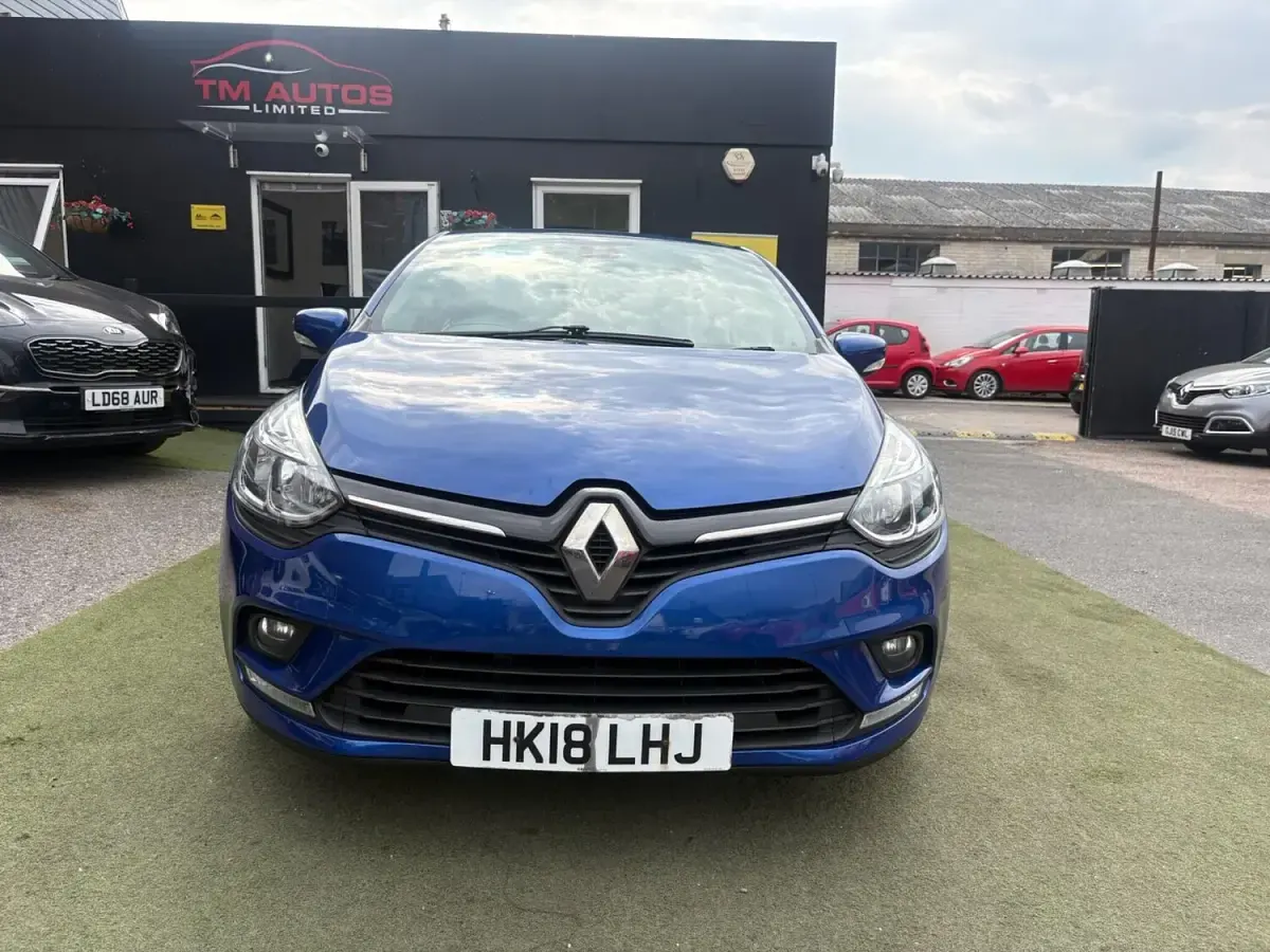 Used Renault Clio Dynamique 75 HP (55 kW) 2018 Blue Hatchback