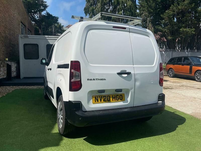 Used Peugeot Partner 2020 White MPV