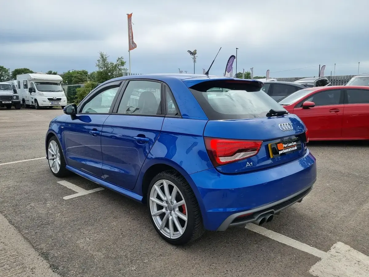Used Audi A1 Sportback S-Line 125 HP (91 kW) 2015 Blue Hatchback