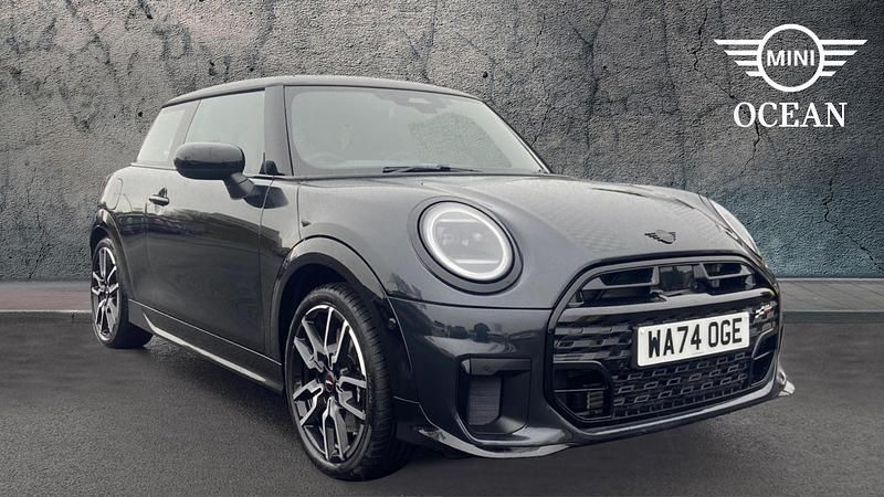 Grey Used 2024 Mini Cooper Hatch Hatchback | £25,900 (Expensive) - Image 1/4