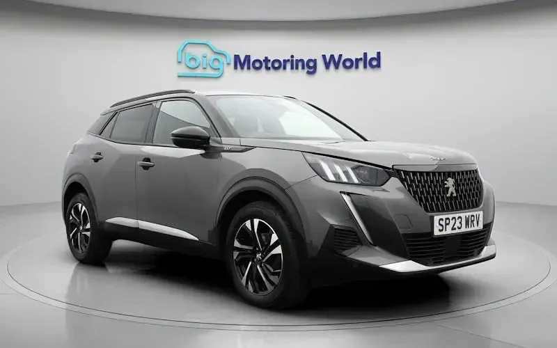 Used Peugeot 2008 GT 131 HP (96 kW) 2023 Grey SUV