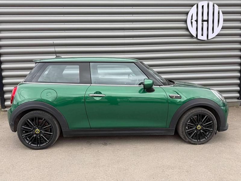 Used Mini Cooper S Hatch 135 kW (184 HP) 2022 Green Hatchback