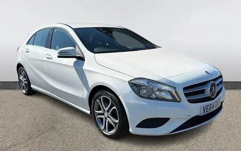 Used Mercedes A180 122 HP (89 kW) 2014 Hatchback