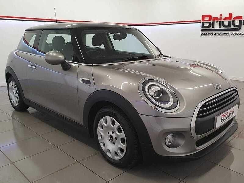 Silver Used 2019 Mini ONE Classic Hatchback | £11,199 (Fair price) - Image 1/4