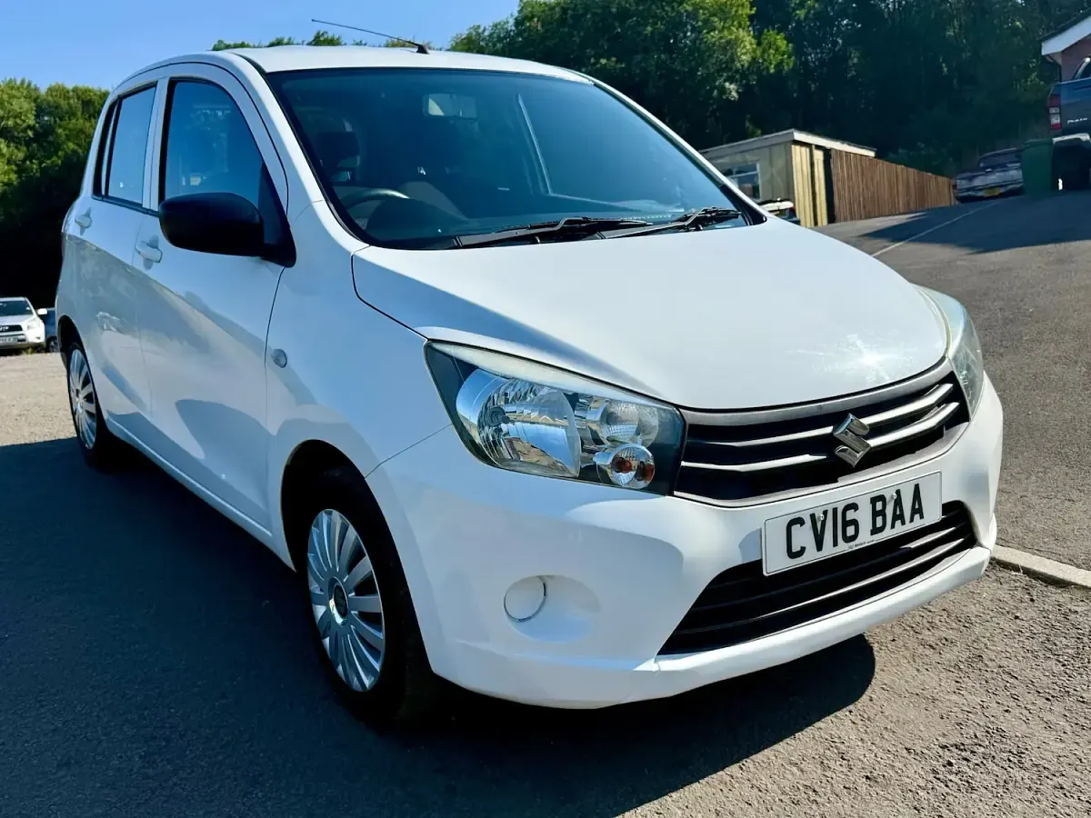 Used Suzuki Celerio 67 HP (49 kW) 2016 White Hatchback