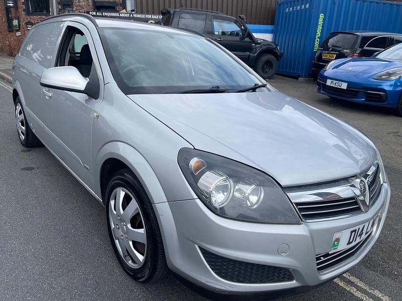 Silver Used 2012 Vauxhall Astra Sportive Van | £2,990 (Good price) - Image 1/4