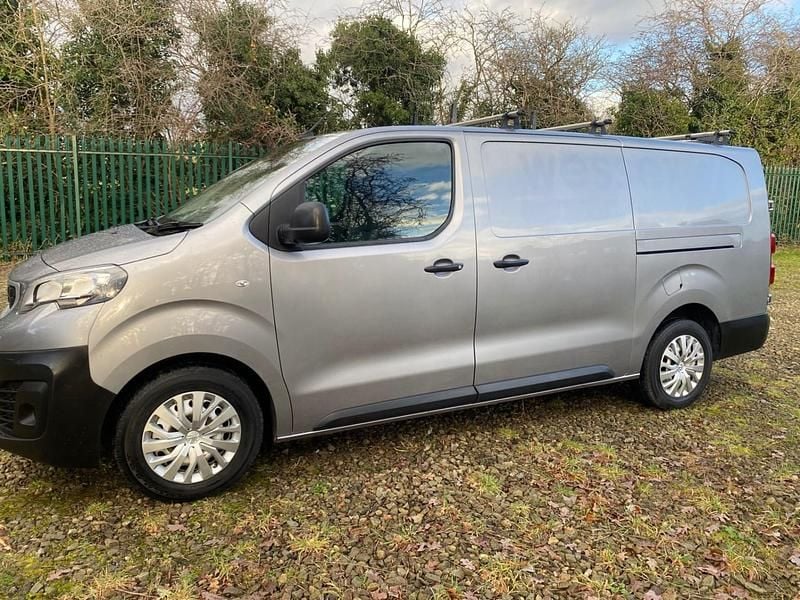 Second-hand Peugeot Expert 2019 Gri Van