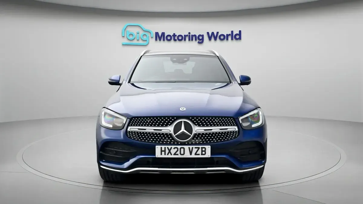 Used Mercedes GLC300 AMG line 272 HP (200 kW) 2020 Blue SUV