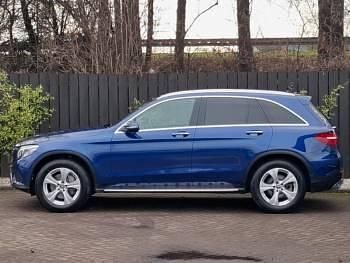Used Mercedes GLC250 Premium 204 HP (150 kW) 2019 Blue SUV