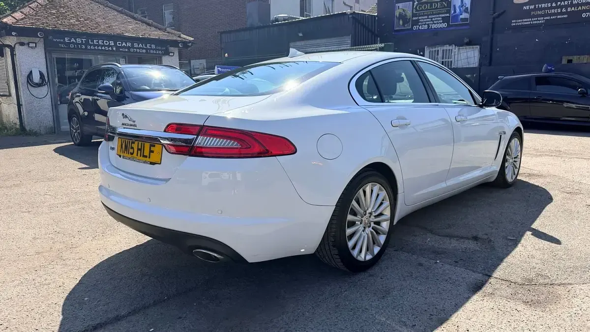 Used Jaguar XF Luxury 2015 White Sedan