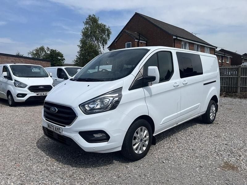 Used Ford Transit Custom Limited 130 HP (95 kW) 2022 White Van