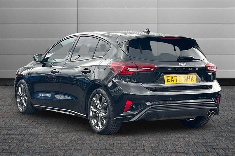 Used Ford Focus ST-Line 155 HP (114 kW) 2023 Black Hatchback
