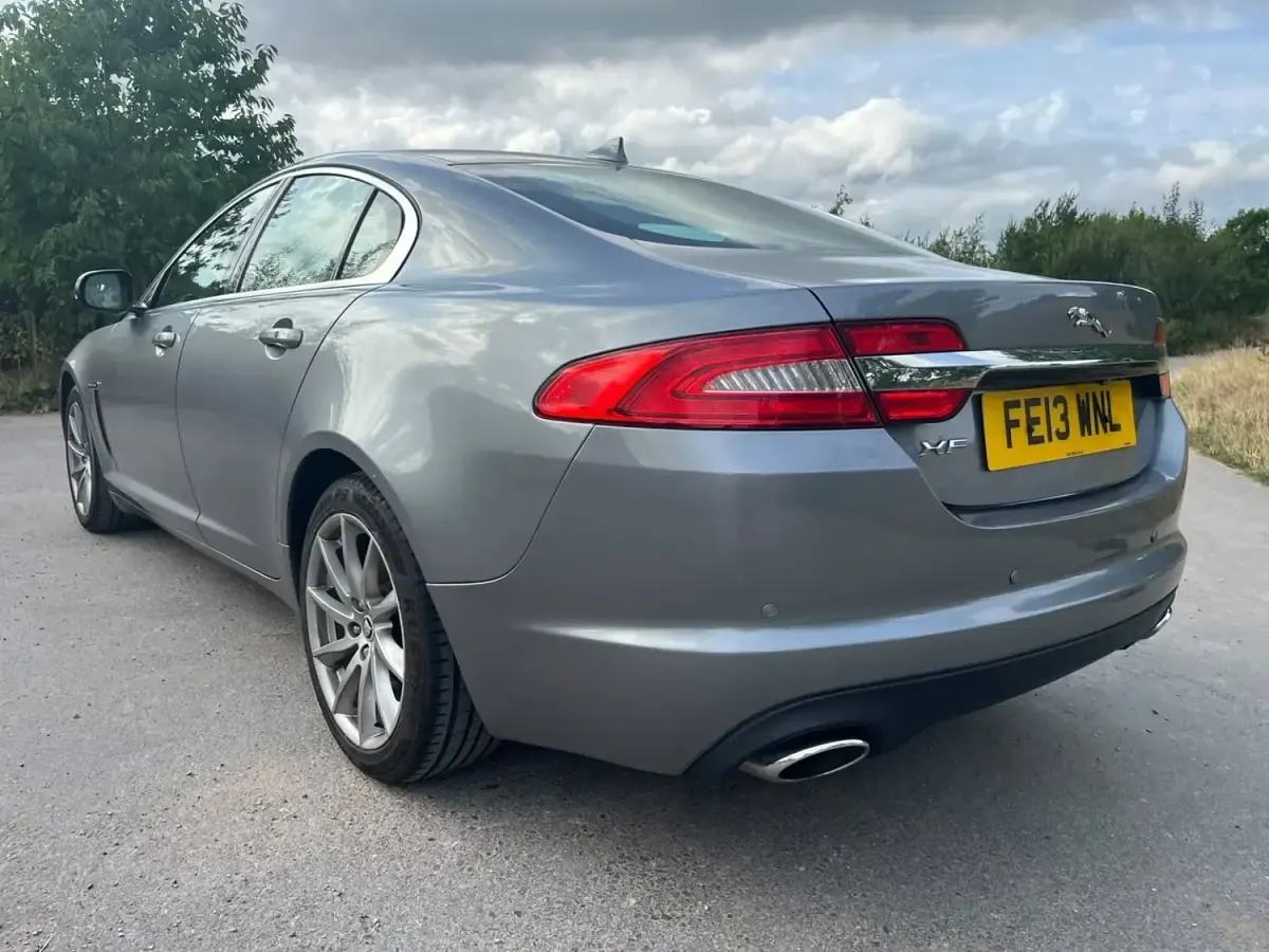 Used Jaguar XF Premium Luxury 241 HP (177 kW) 2013 Grey Sedan