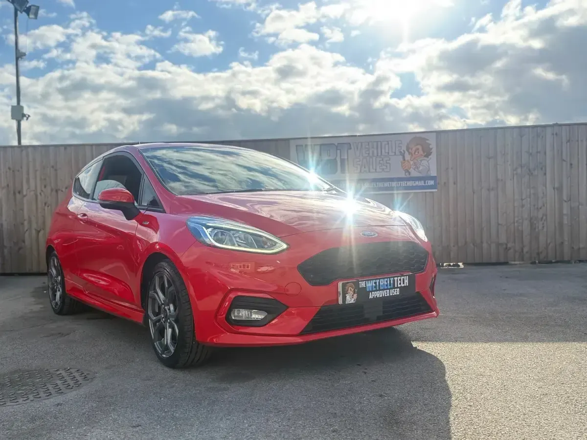 Used Ford Fiesta ST-Line 100 HP (73 kW) 2019 Red Hatchback