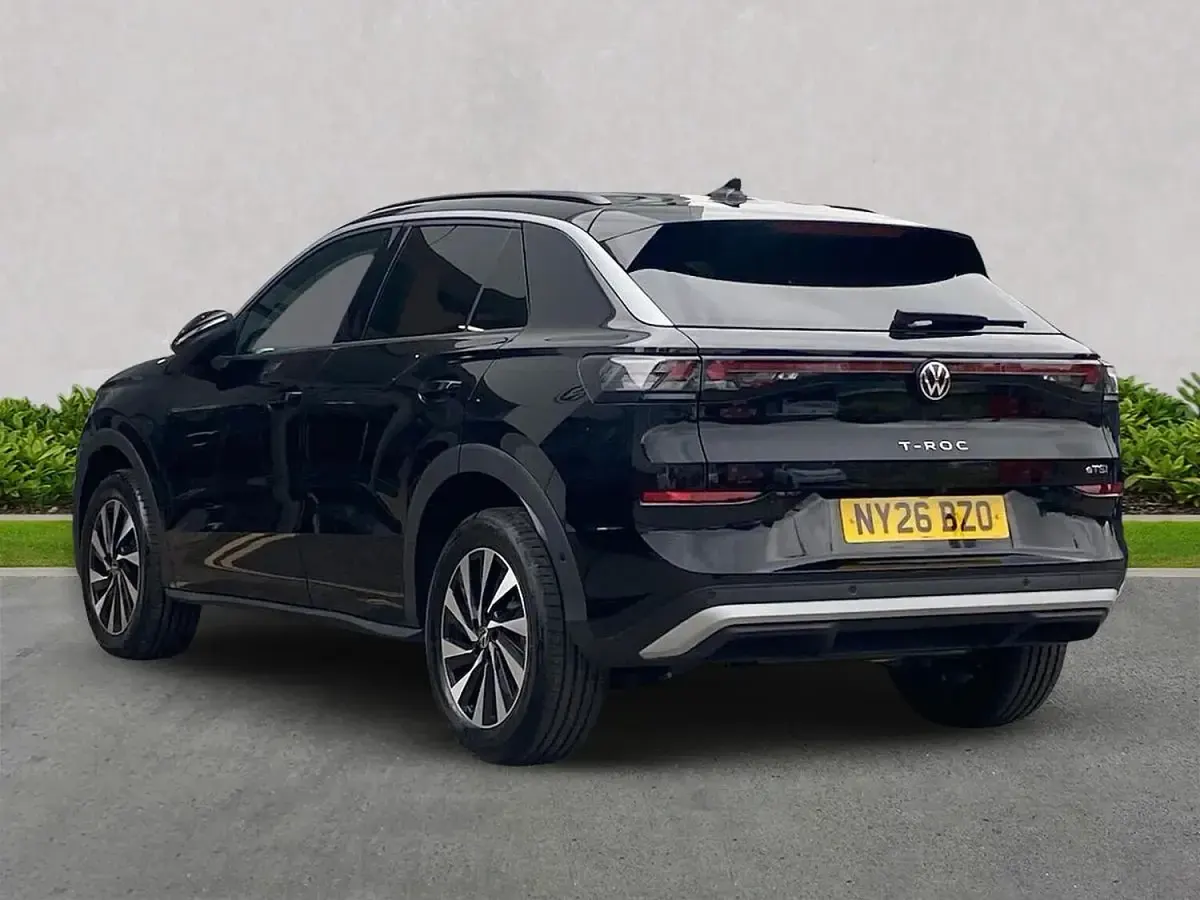 Used VW T-Roc Life 150 HP (110 kW) 2026 Black SUV