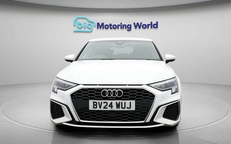 Used Audi A3 Sportback e-tron S-Line 204 HP (150 kW) 2025 Hatchback