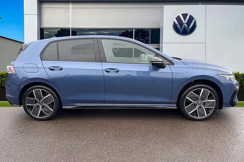 New VW Golf VIII Black Edition 150 HP (110 kW) 2026 Blue Hatchback