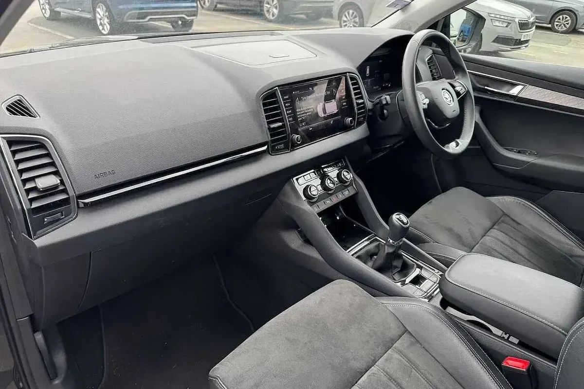 Used Skoda Karoq SE L 110 HP (80 kW) 2024 Black SUV