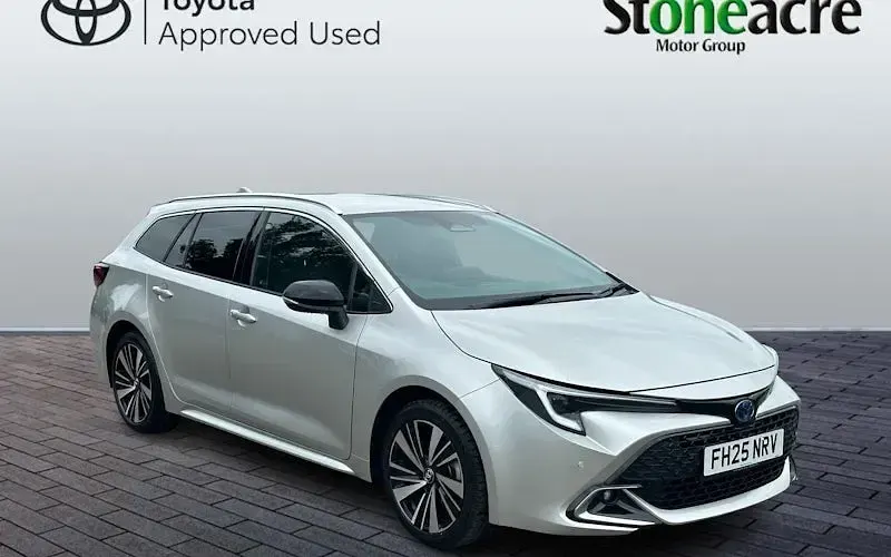 Used Toyota Corolla Design 140 HP (102 kW) 2025 Estate