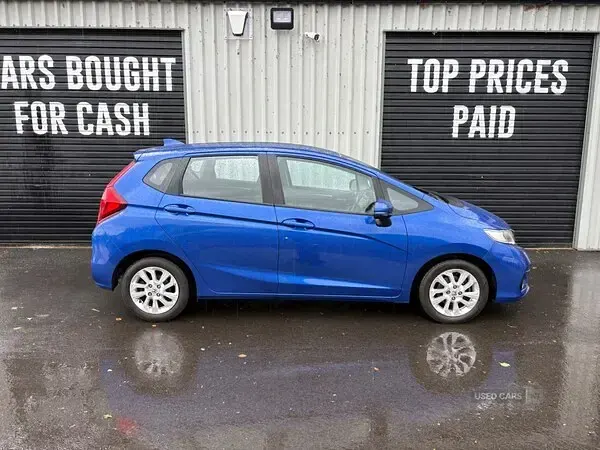 Used Honda Jazz SE 102 HP (75 kW) 2018 Blue Hatchback