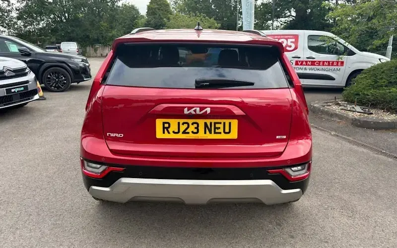 Used Kia Niro 141 HP (103 kW) 2023 Red SUV