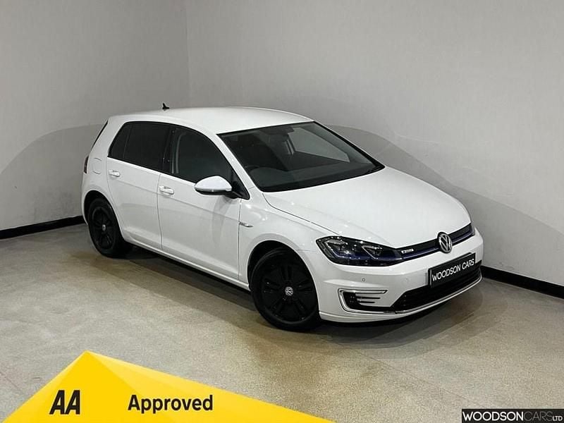 White Used 2019 VW e-Golf Hatchback | £9,000 (Fair price) - Image 1/3