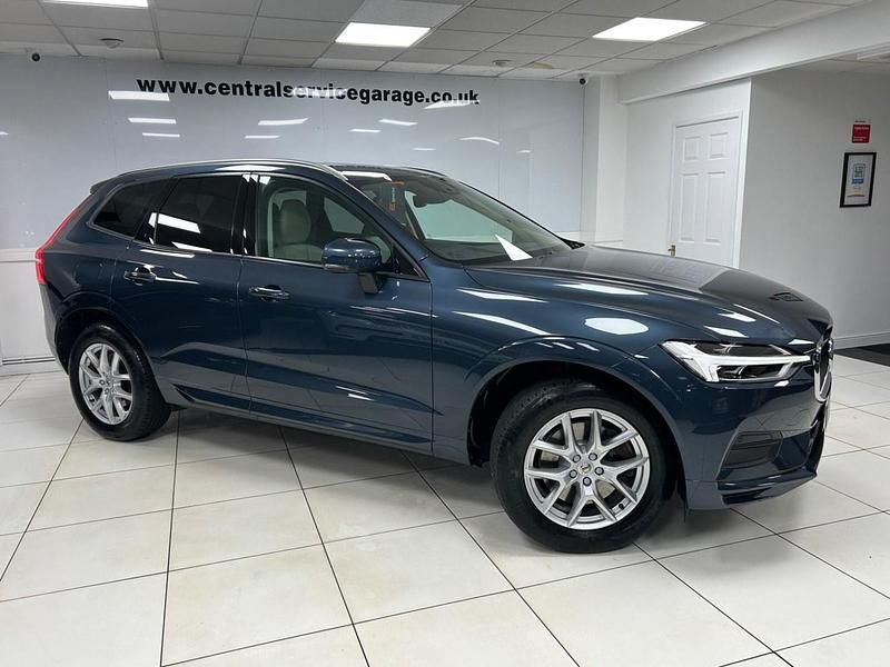 Used Volvo XC60 Momentum 2020 Blue SUV
