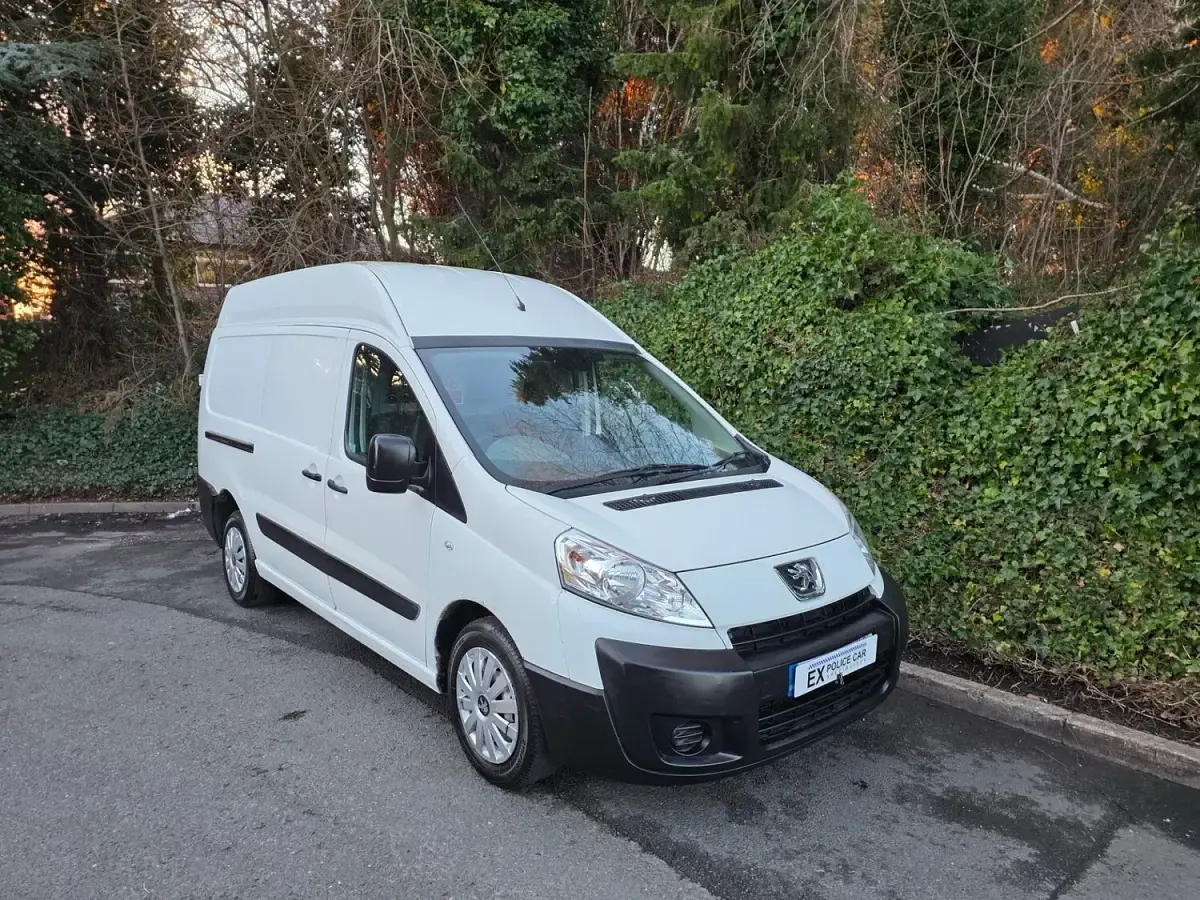 Used Peugeot Expert 2009 White Van