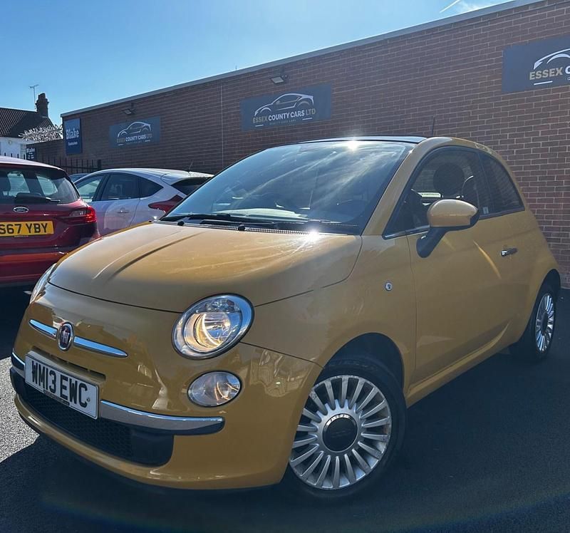Used Fiat 500 Lounge 69 HP (50 kW) 2013 Yellow Hatchback