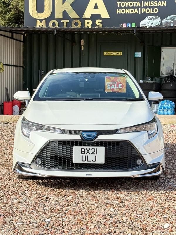 Used Toyota Corolla 2026 White Sedan