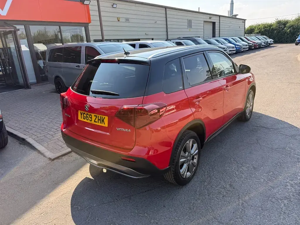 Used Suzuki Vitara SZ-T 112 HP (82 kW) 2019 Red SUV