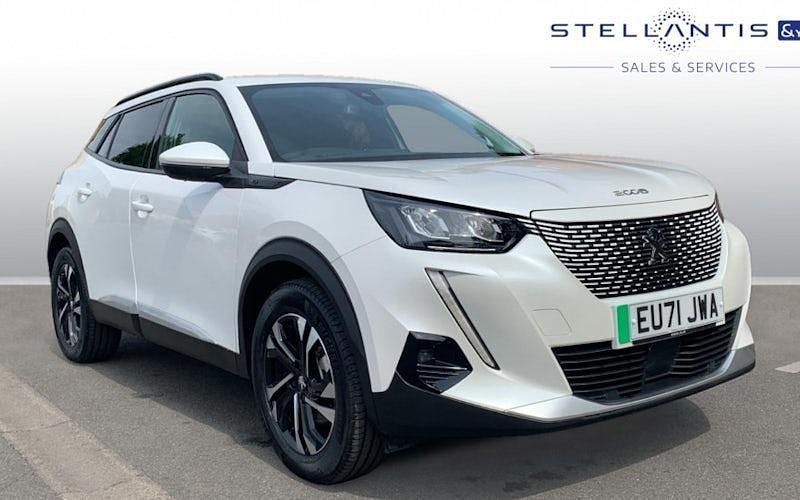 White Used 2021 Peugeot e-2008 Allure Premium SUV | £12,968 (Fair price) - Image 1/4