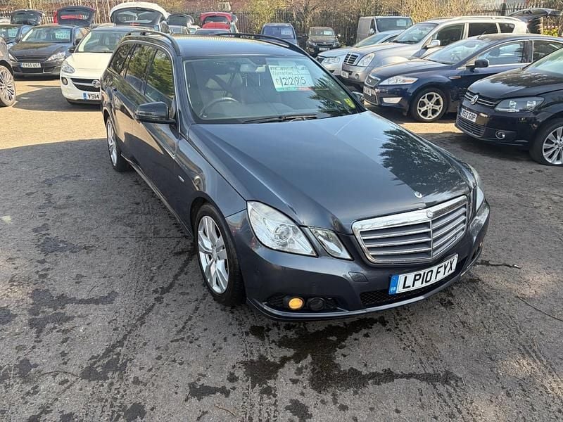 Usado Mercedes E250 SE 2010 Cinzento Carrinha