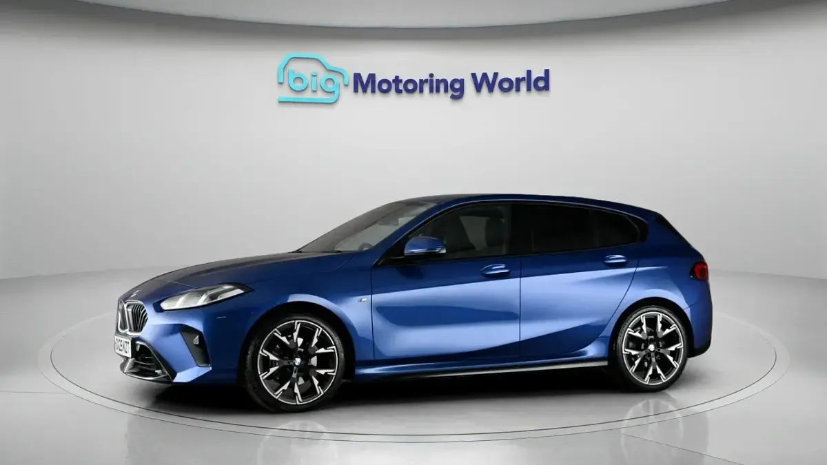 Used BMW 120 M Sport 170 HP (125 kW) 2025 Blue Hatchback