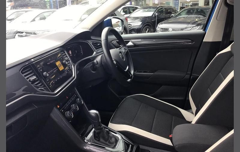 Used VW T-Roc SEL 147 HP (108 kW) 2021 Blue SUV