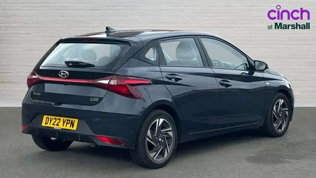 Used Hyundai i20 SE 100 HP (73 kW) 2022 Grey Hatchback