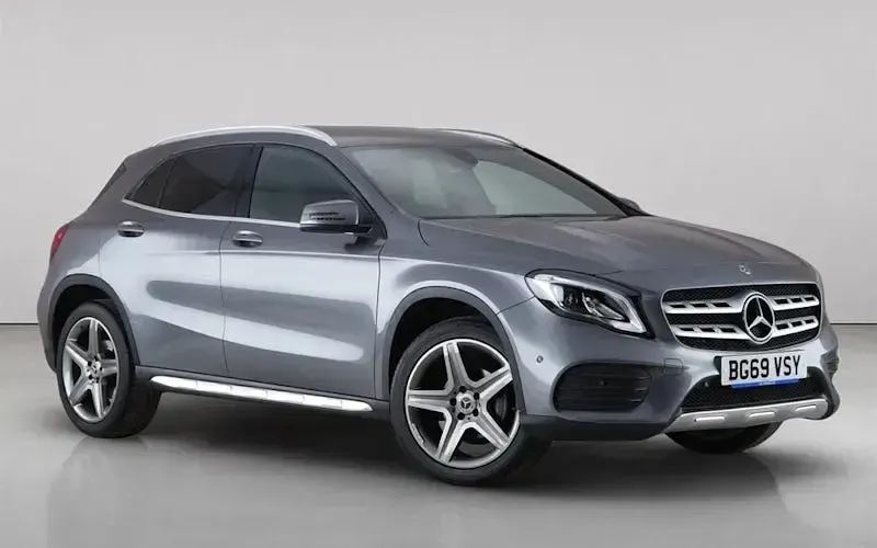 Used Mercedes GLA180 AMG line 122 HP (89 kW) 2020 SUV