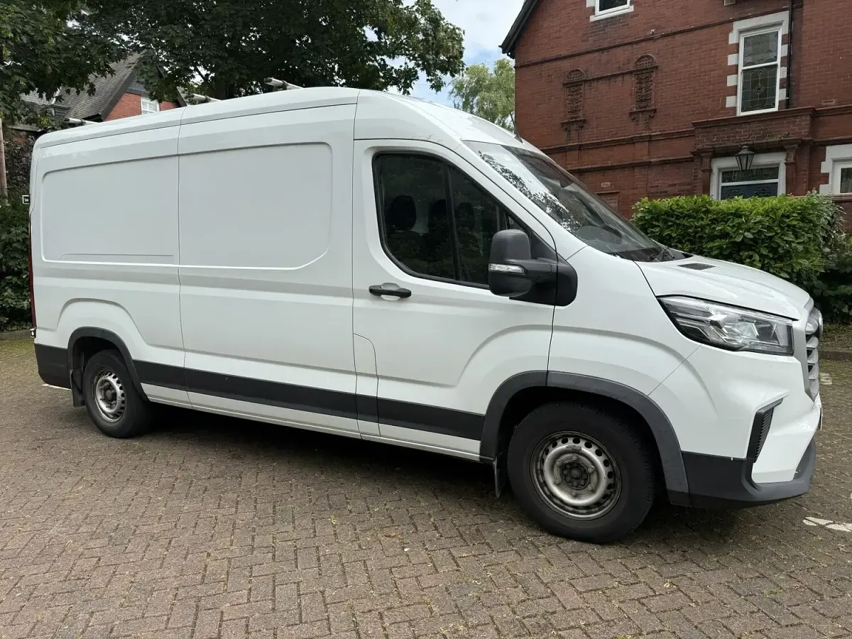 Used Maxus V90 160 HP (117 kW) 2022 White Van