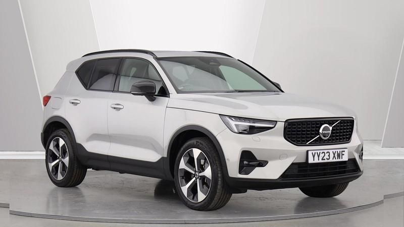 Silver Used 2023 Volvo XC40 Ultimate SUV | £30,650 (Good price) - Image 1/4