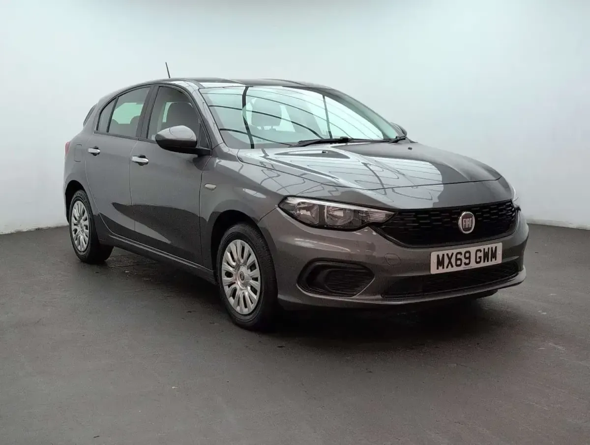 Used Fiat Tipo Easy 95 HP (69 kW) 2019 Grey Hatchback